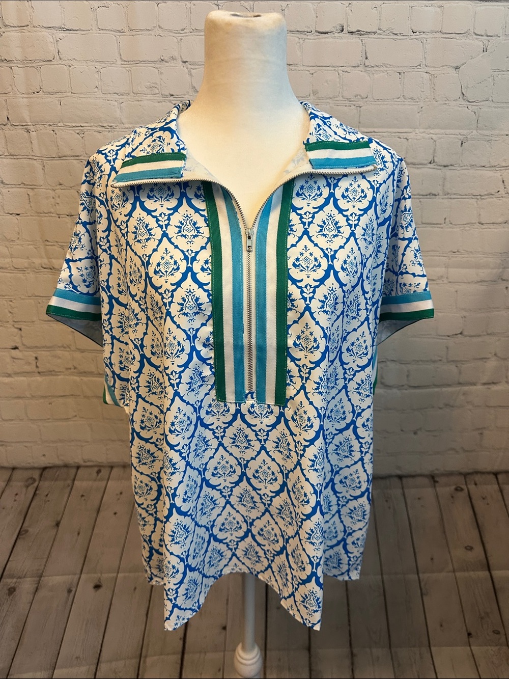 Blue & White Patterned zip Shirt
